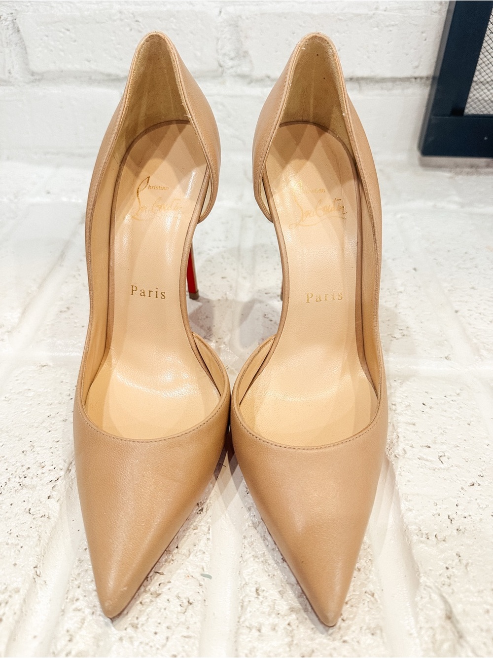 Christian Louboutin Iriza, Blush, Nude Leather Pointed-Toe Pumps with Red Soles - Picture 7 of 12